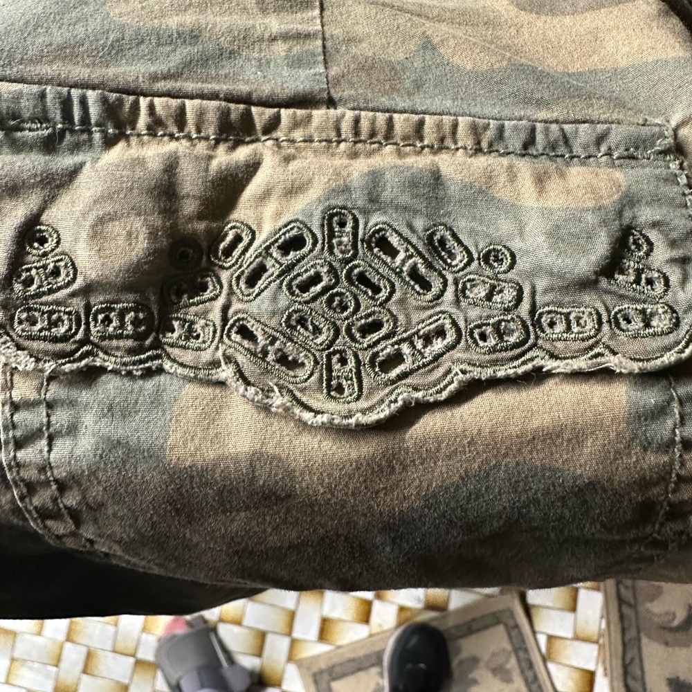 Pants - Picture 6 of 8